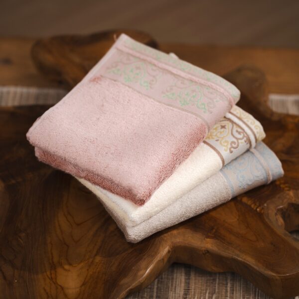 Handuk Sport Francine