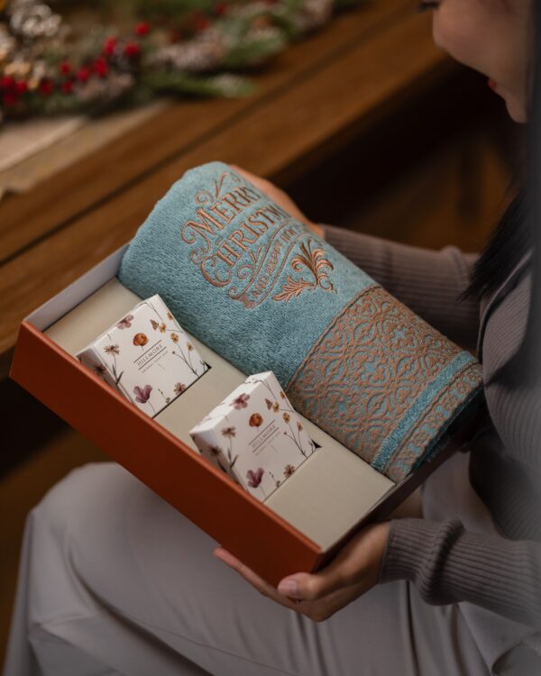 Scientia Christmas Gift