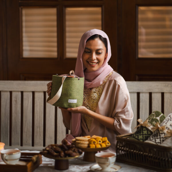 Bucket Eid Mubarak Gift